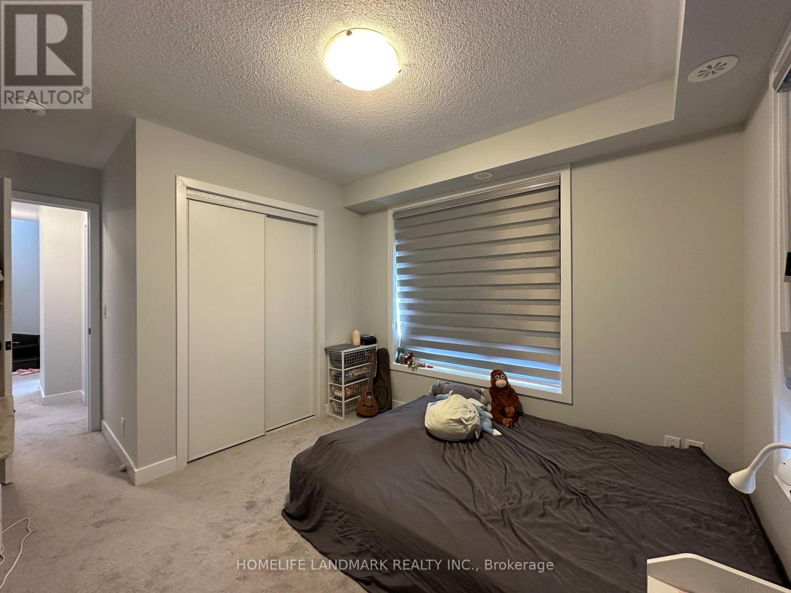 Photo 11 of 21 Gothenburg Lane, Markham ON