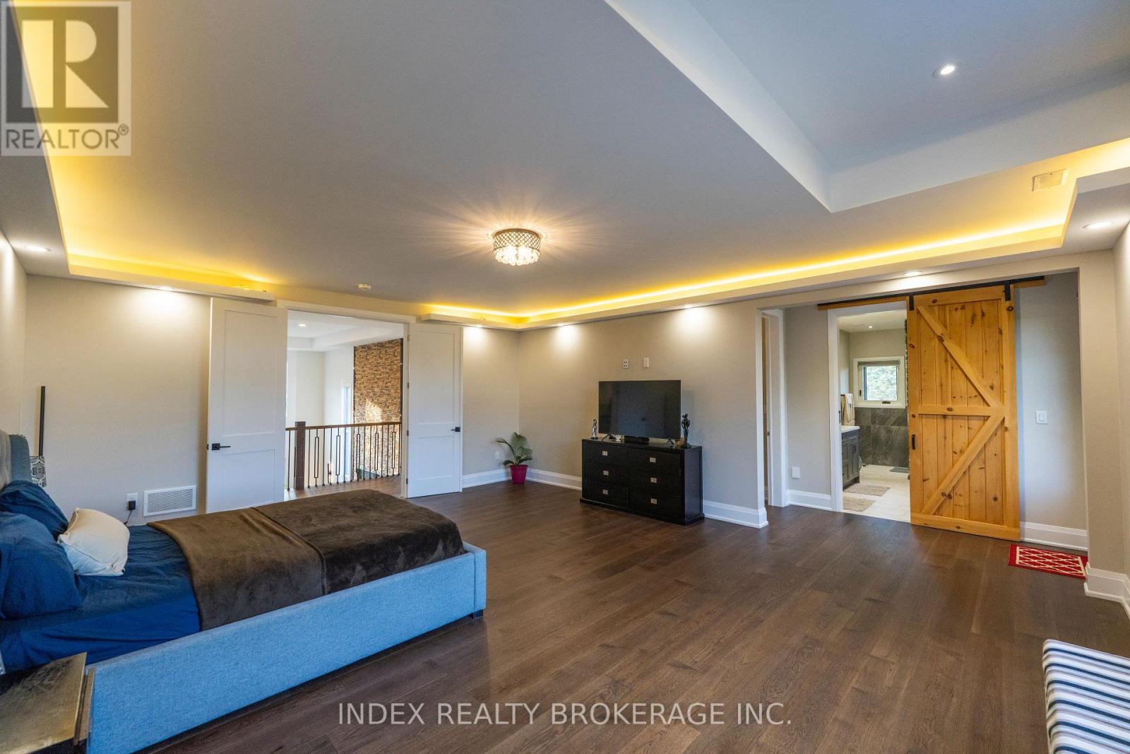 Photo 15 of 20 Glassford Court, Caledon ON