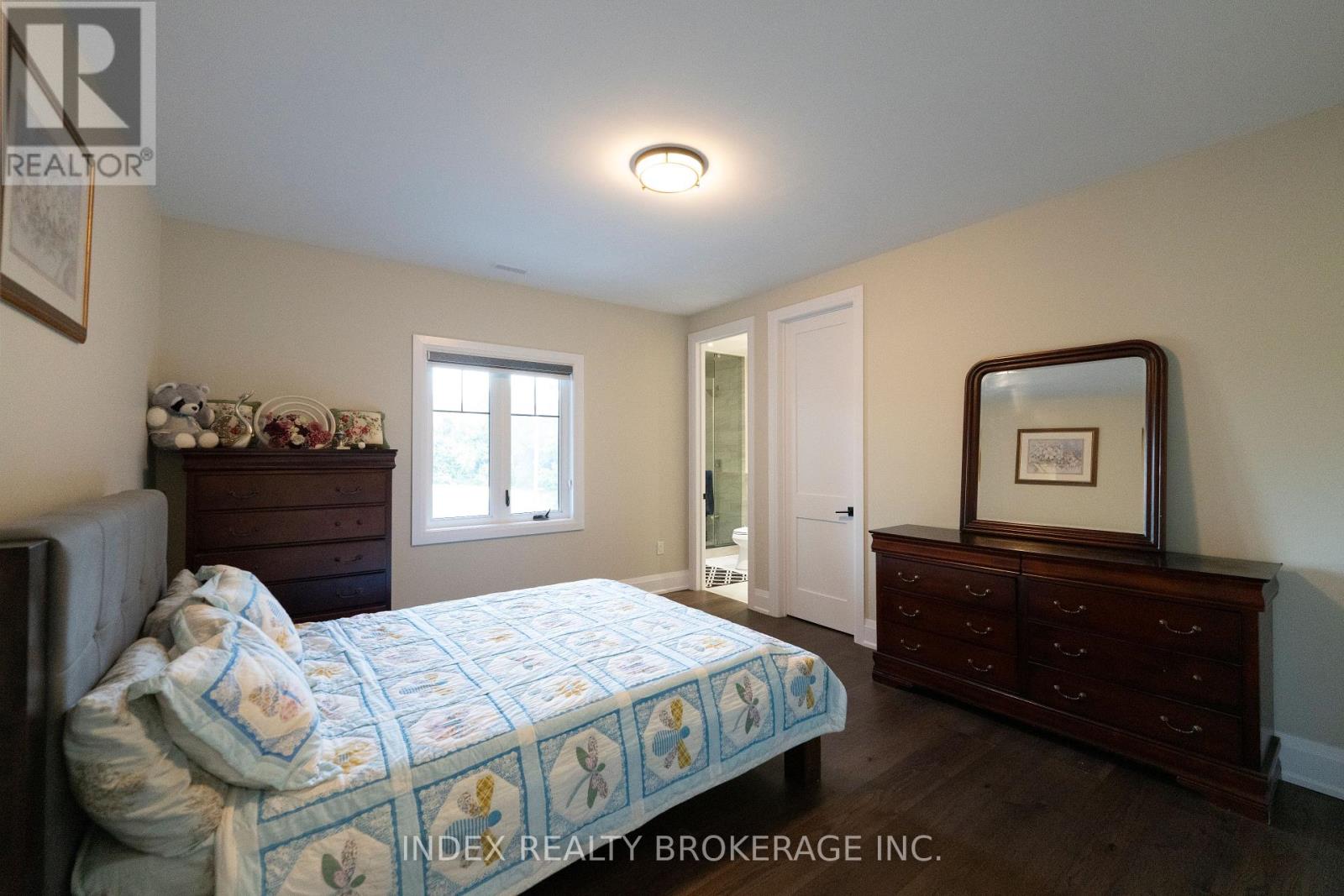 Photo 27 of 20 Glassford Court, Caledon ON