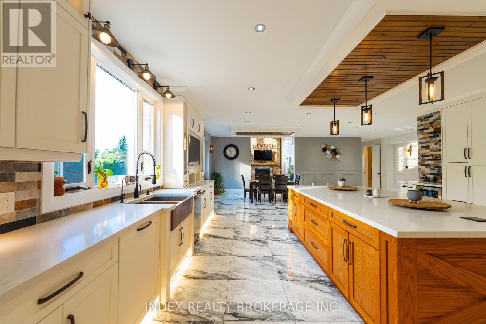Photo 8 of 20 Glassford Court, Caledon ON