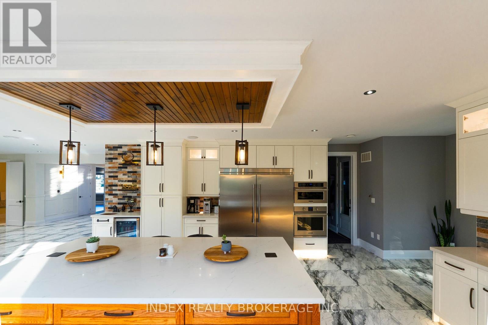 Photo 9 of 20 Glassford Court, Caledon ON
