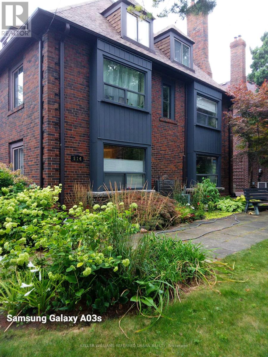 Photo 1 of 4 514 Riverside Drive, Toronto ON