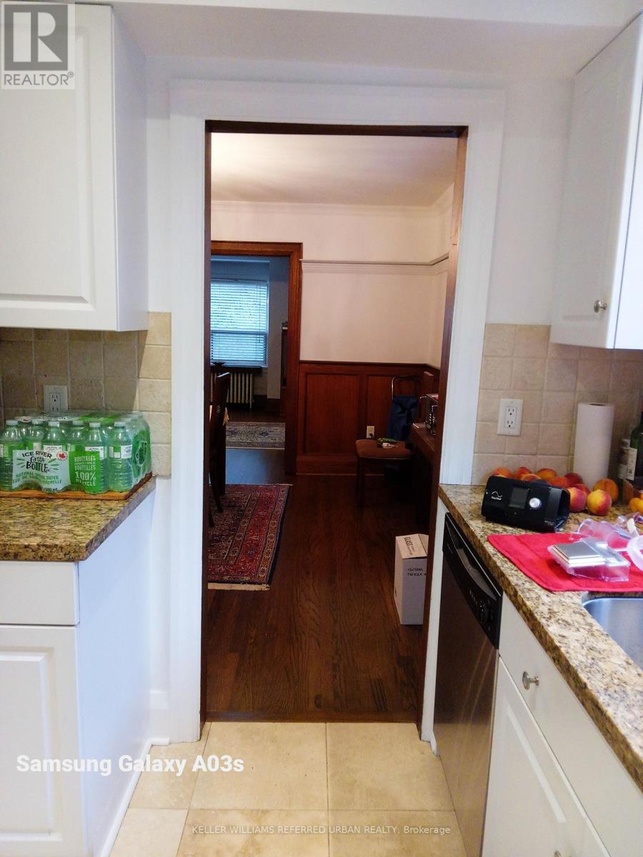 Photo 15 of 4 514 Riverside Drive, Toronto ON