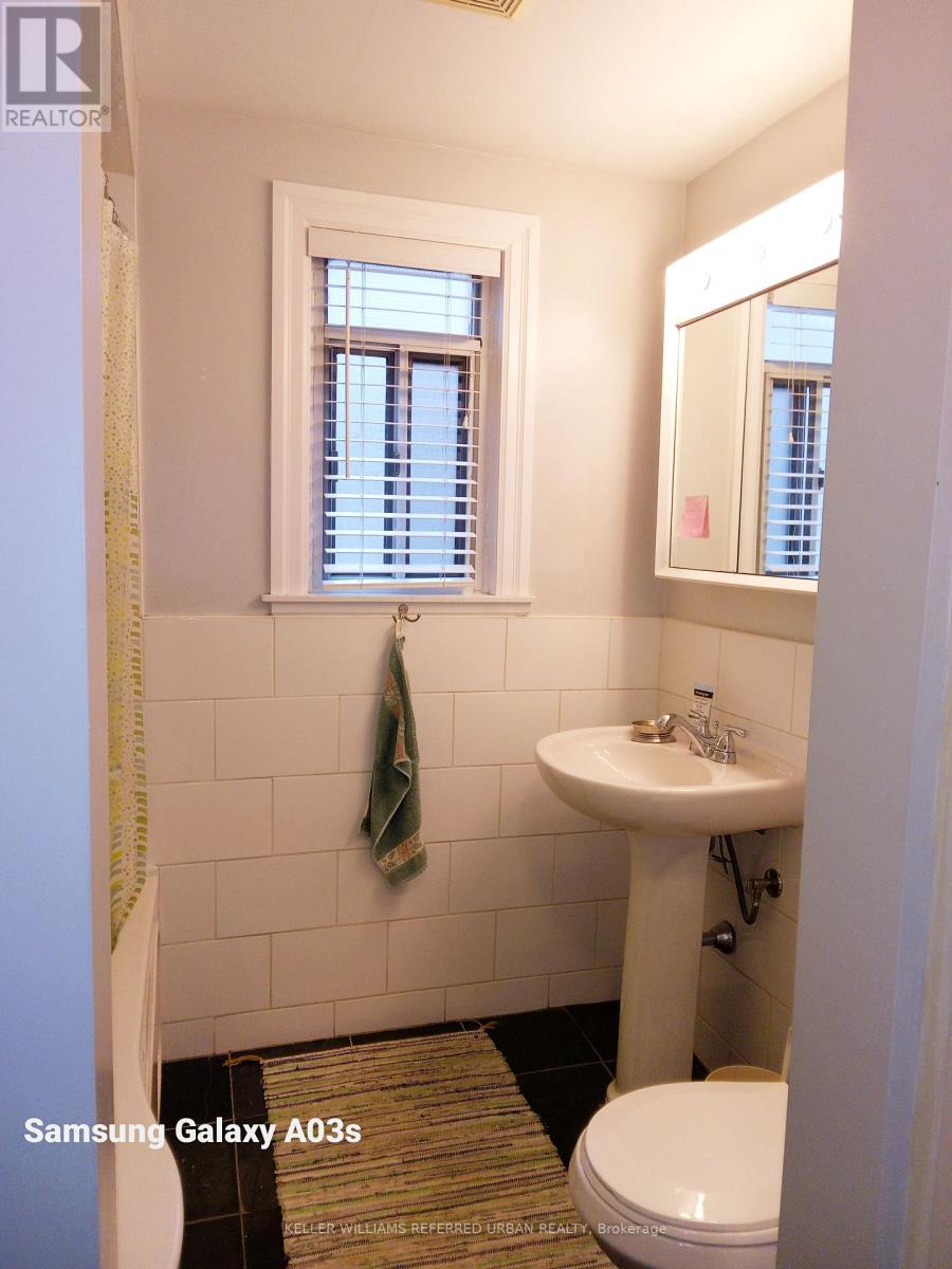 Photo 26 of 4 514 Riverside Drive, Toronto ON