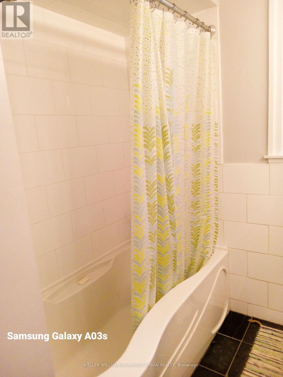 Photo 27 of 4 514 Riverside Drive, Toronto ON