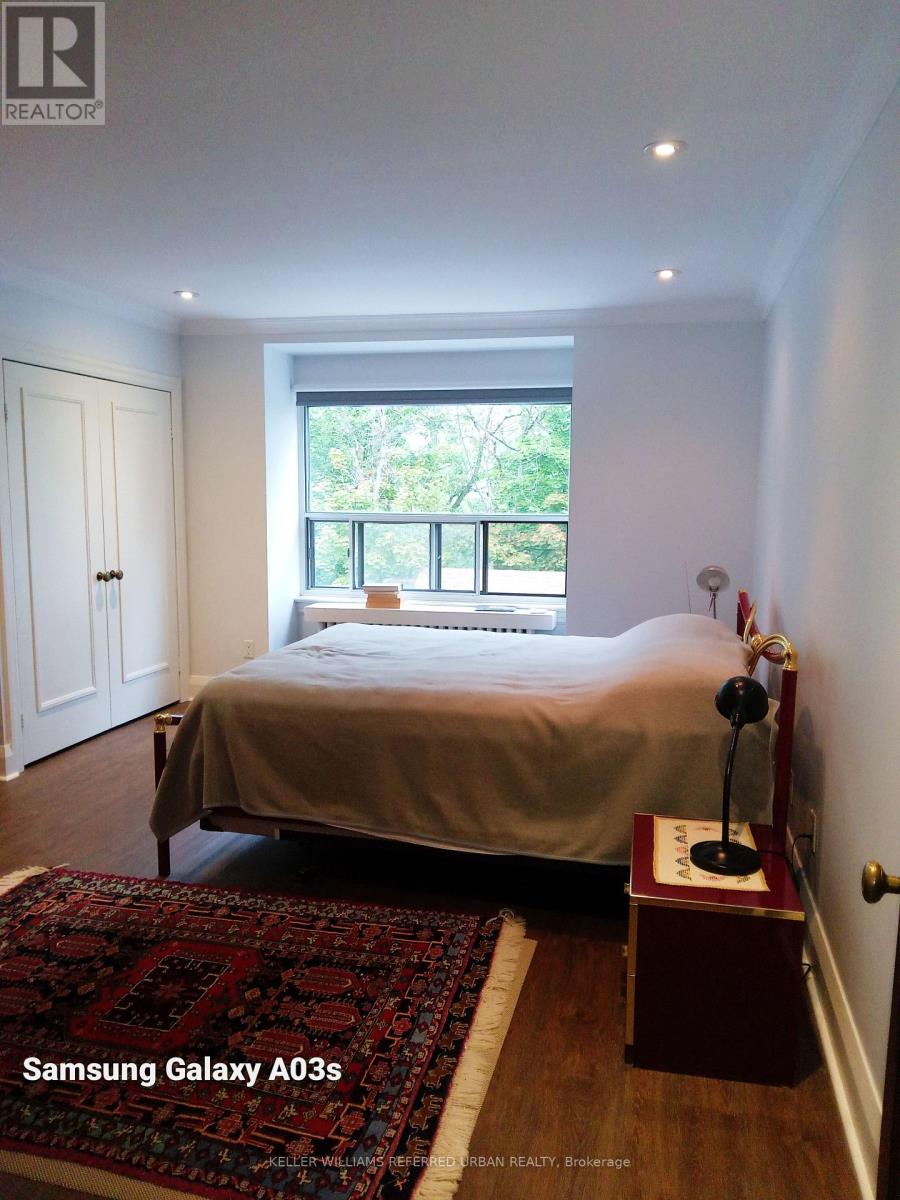Photo 31 of 4 514 Riverside Drive, Toronto ON