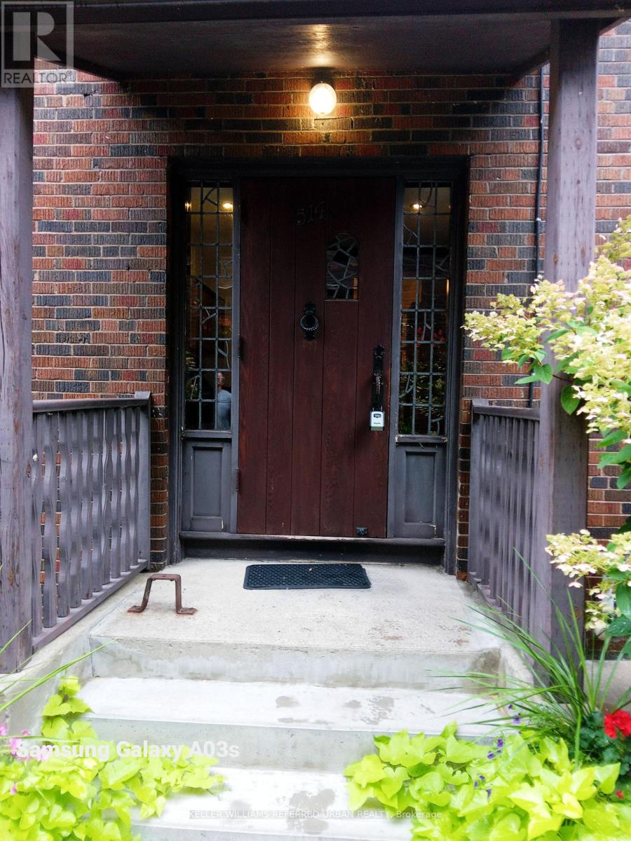 Photo 4 of 4 514 Riverside Drive, Toronto ON