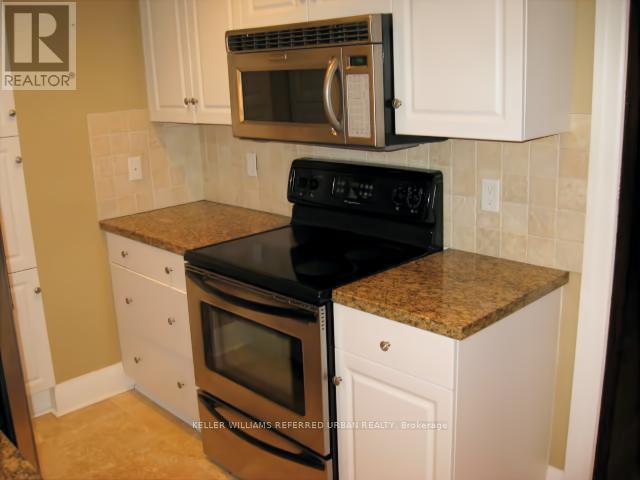 Photo 9 of 4 514 Riverside Drive, Toronto ON