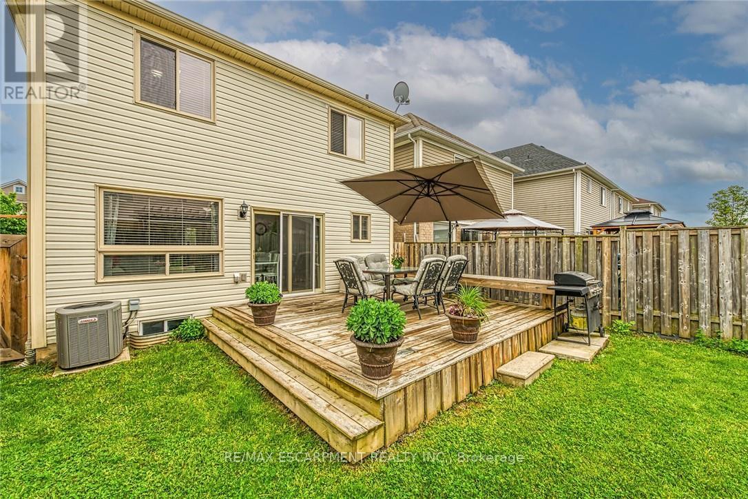 Photo 40 of 68 Powell Drive, Hamilton ON