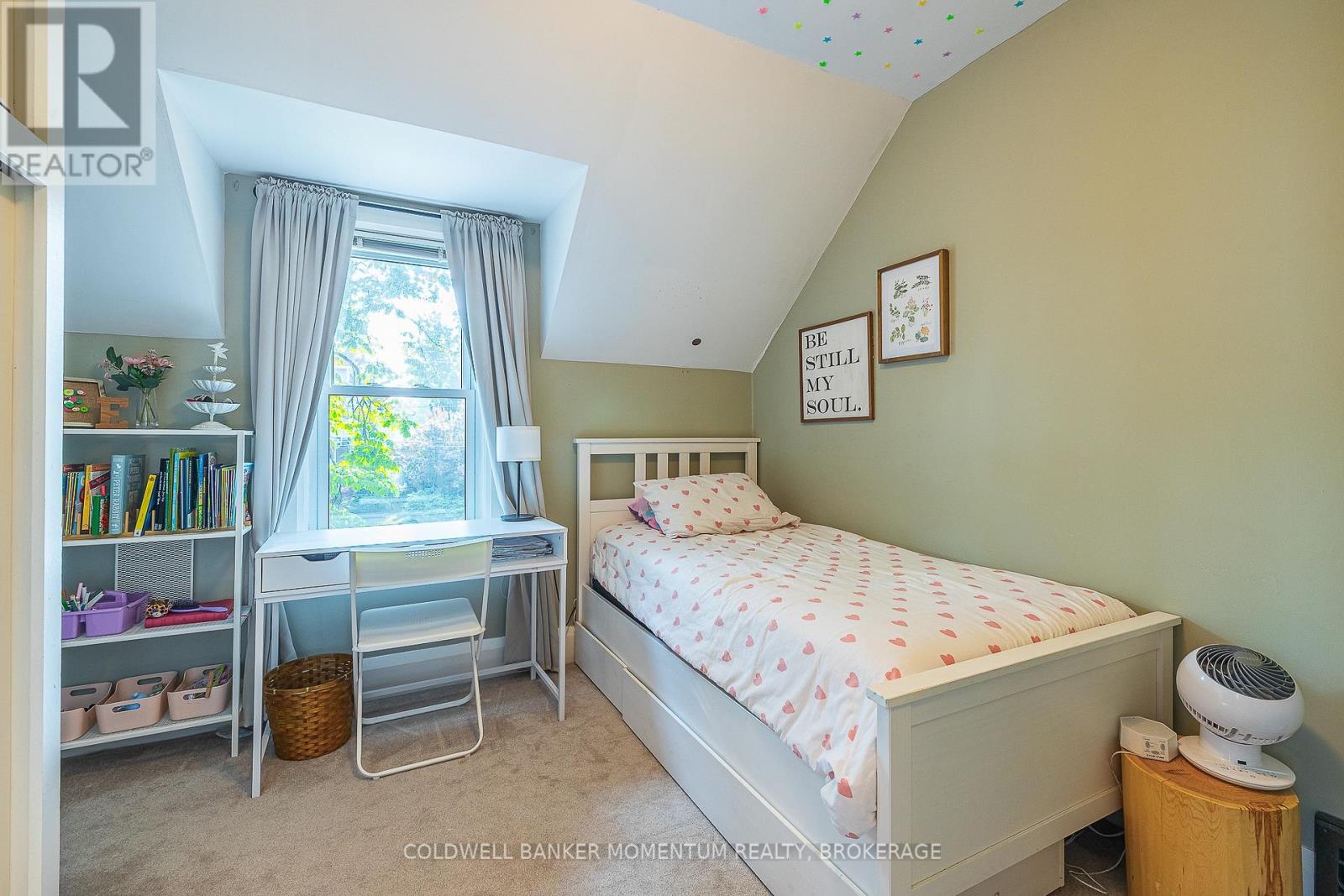 Photo 20 of 21 Carleton Street S, Thorold ON