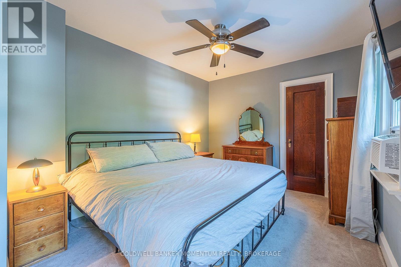 Photo 24 of 21 Carleton Street S, Thorold ON