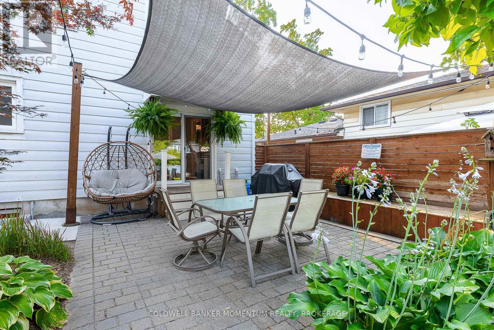 Photo 35 of 21 Carleton Street S, Thorold ON