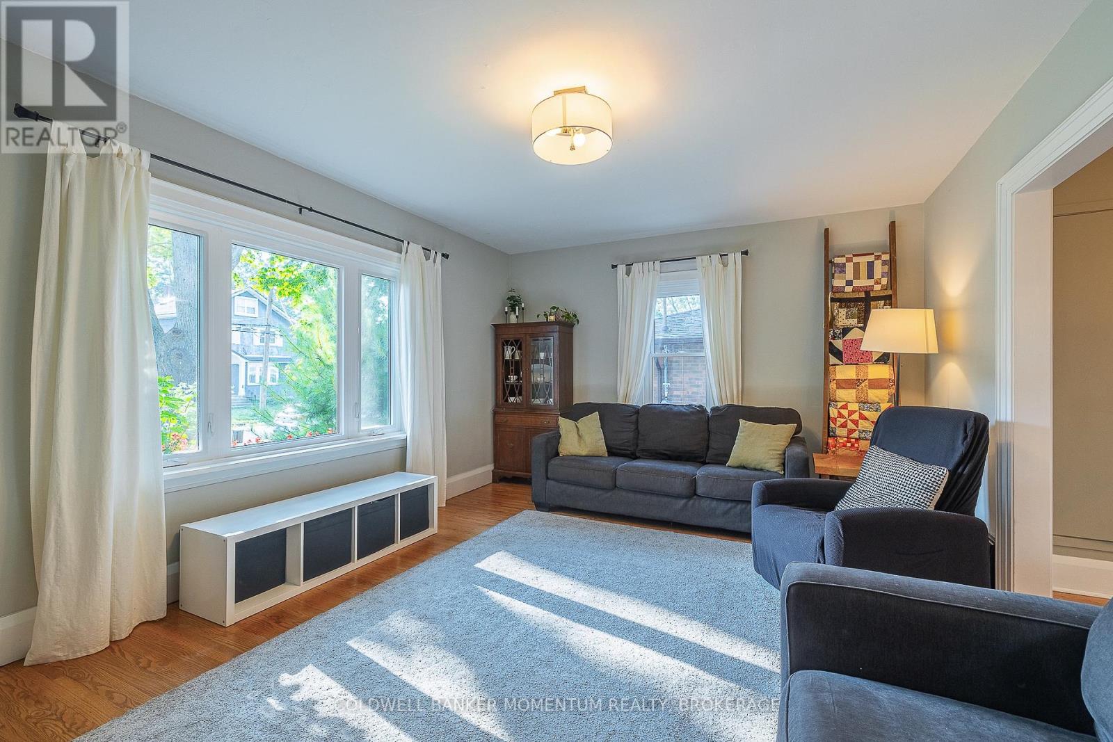 Photo 6 of 21 Carleton Street S, Thorold ON