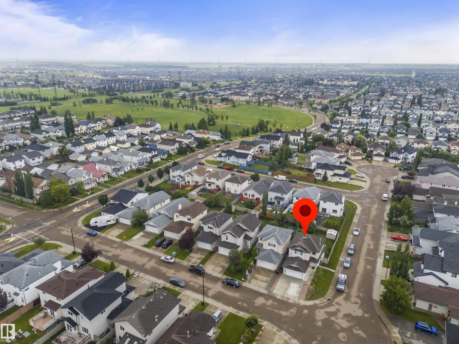 Photo 4 of 3231 30 Ave Nw Nw, Edmonton AB