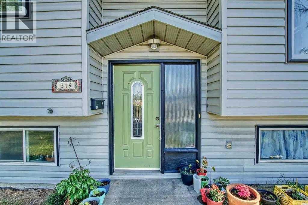 Single Family House Bi-level for Sale in  Manora Drive NE Marlborough Park Calgary 