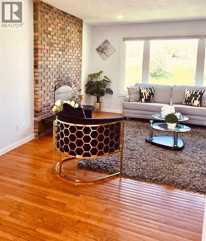 Single Family House Bi-level for Sale in  Manora Drive NE Marlborough Park Calgary 