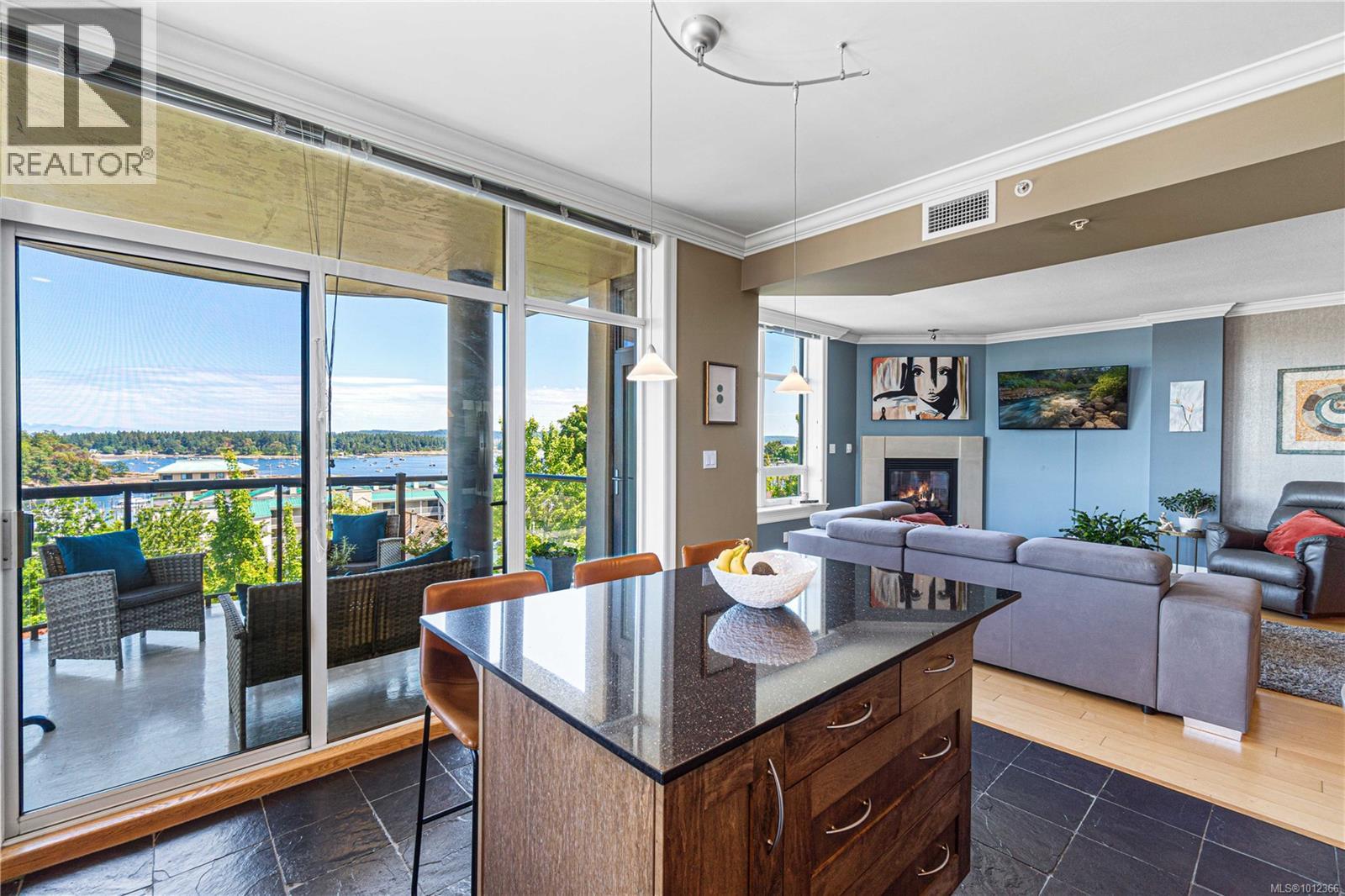Photo 25 of 401 225 Rosehill St, Nanaimo BC