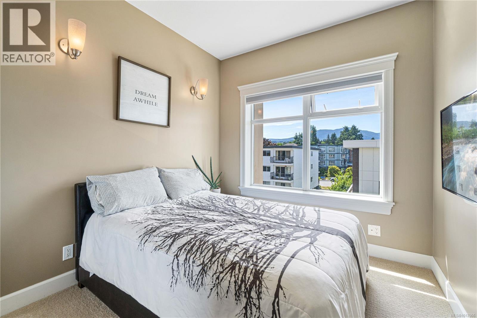Photo 36 of 401 225 Rosehill St, Nanaimo BC