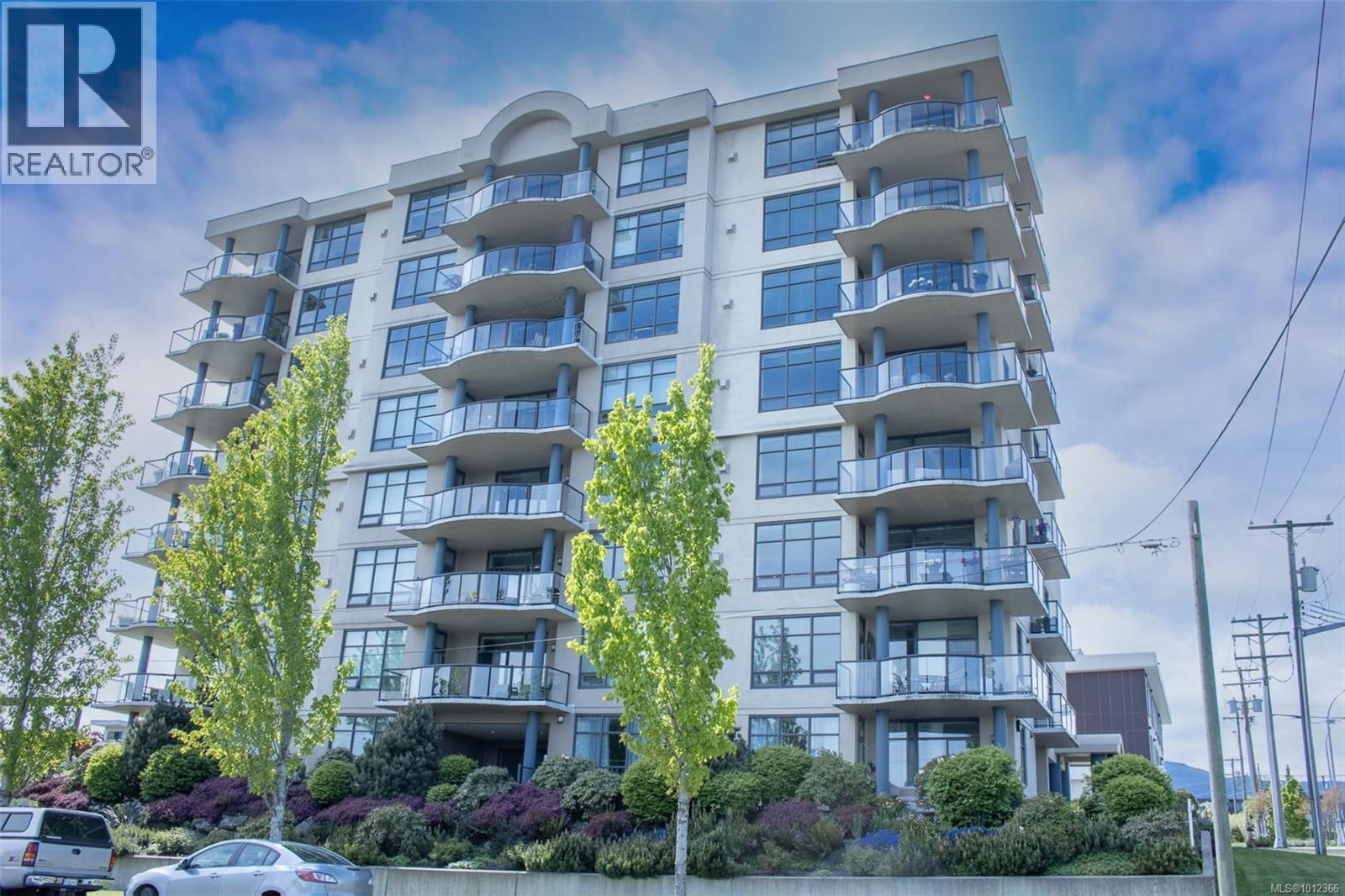Photo 6 of 401 225 Rosehill St, Nanaimo BC