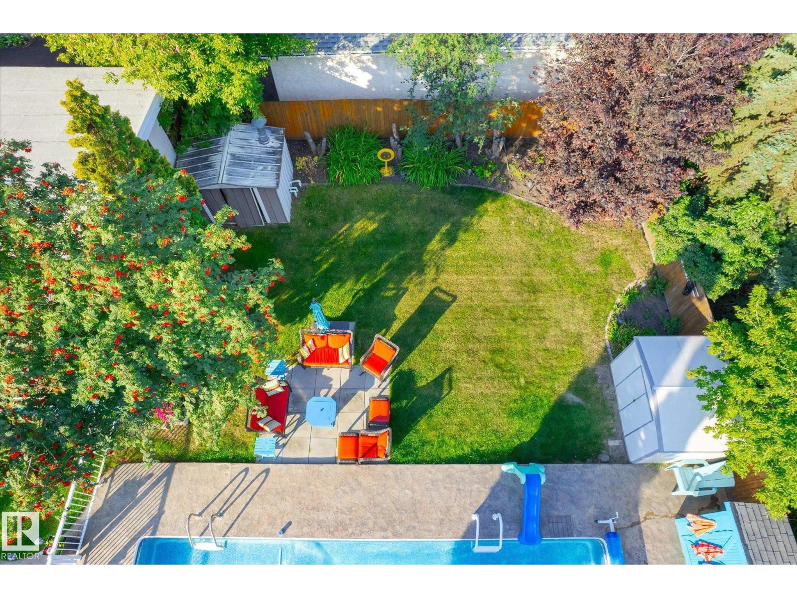 Photo 42 of 31 Lorraine Cr, St Albert AB