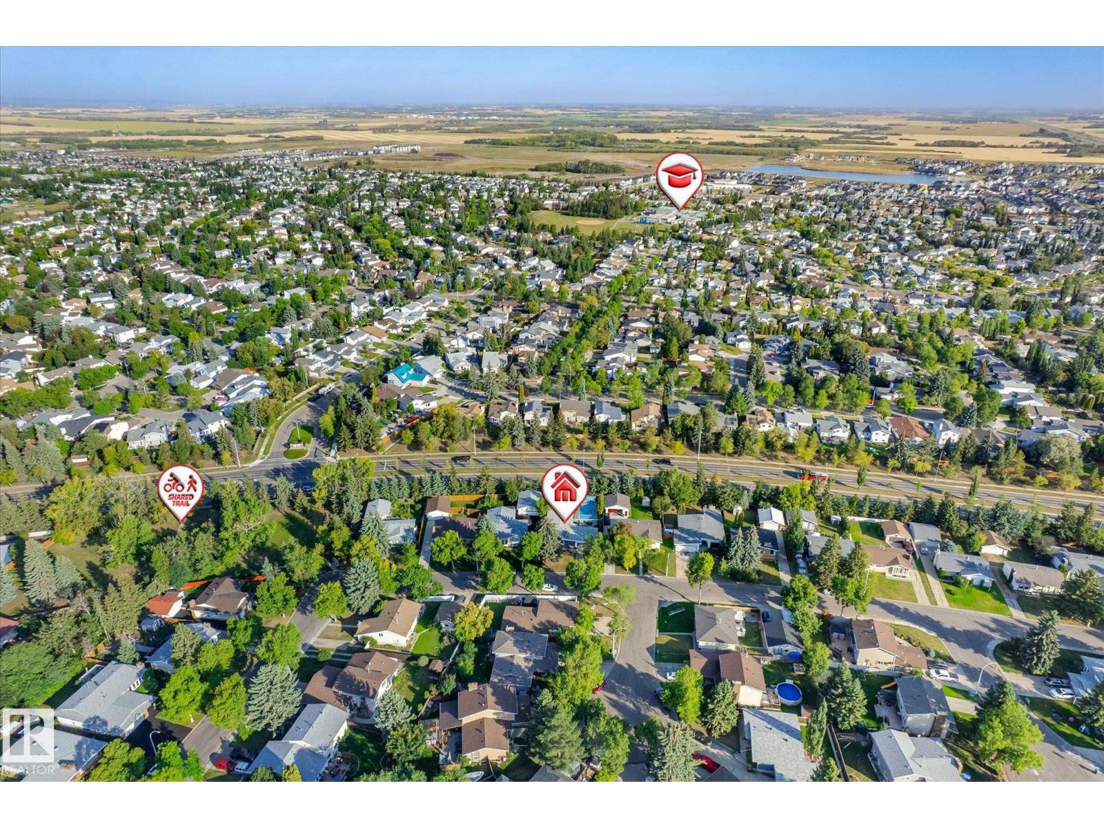 Photo 46 of 31 Lorraine Cr, St Albert AB