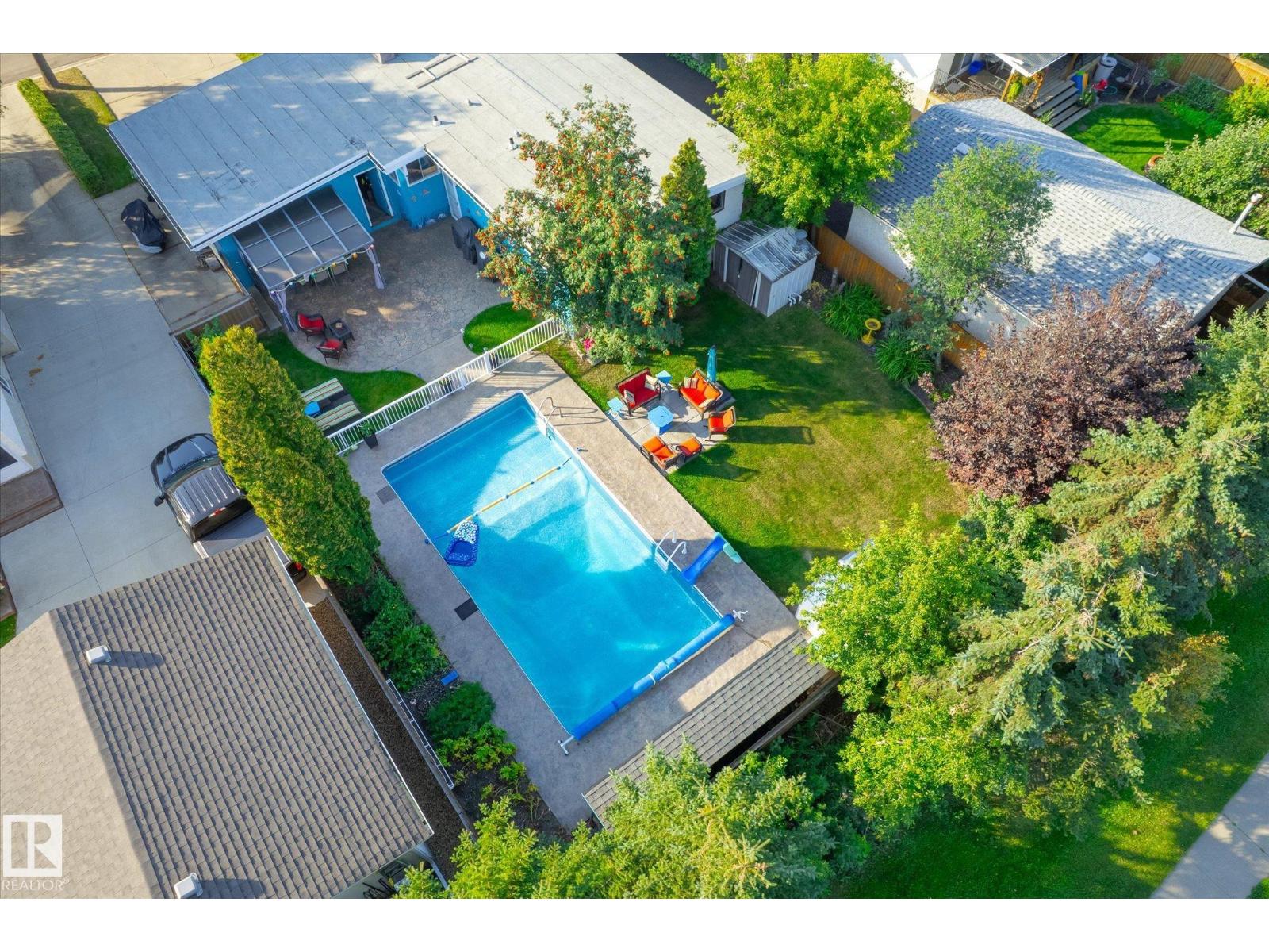 Photo 51 of 31 Lorraine Cr, St Albert AB