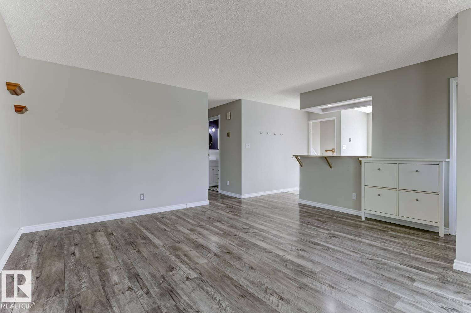 Photo 14 of 44 Attwood Dr, St Albert AB