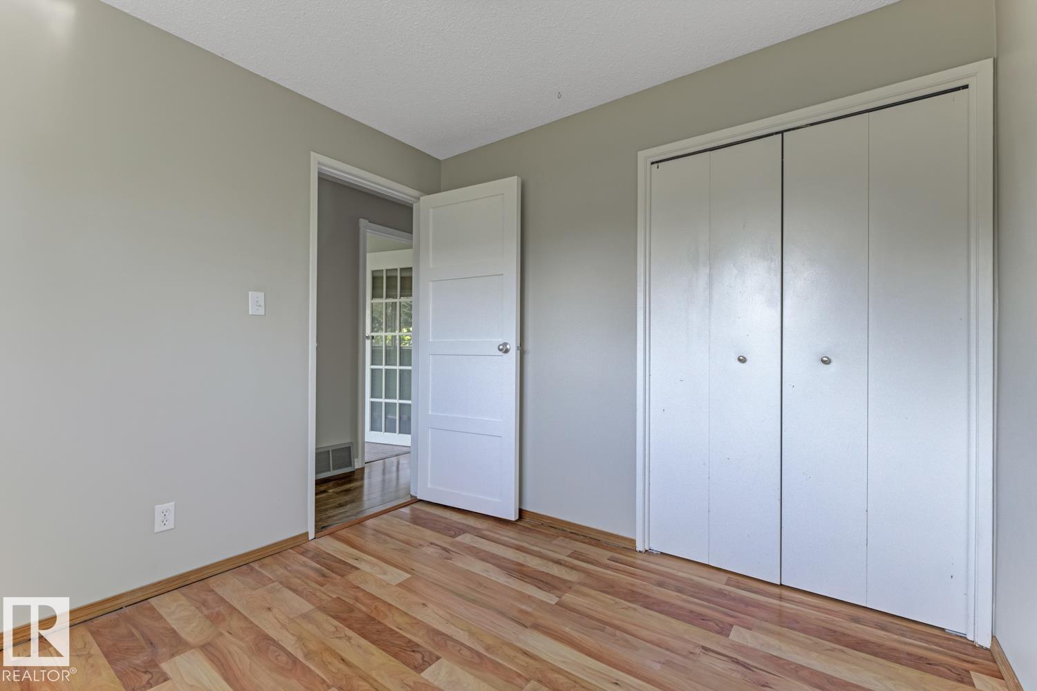 Photo 23 of 44 Attwood Dr, St Albert AB