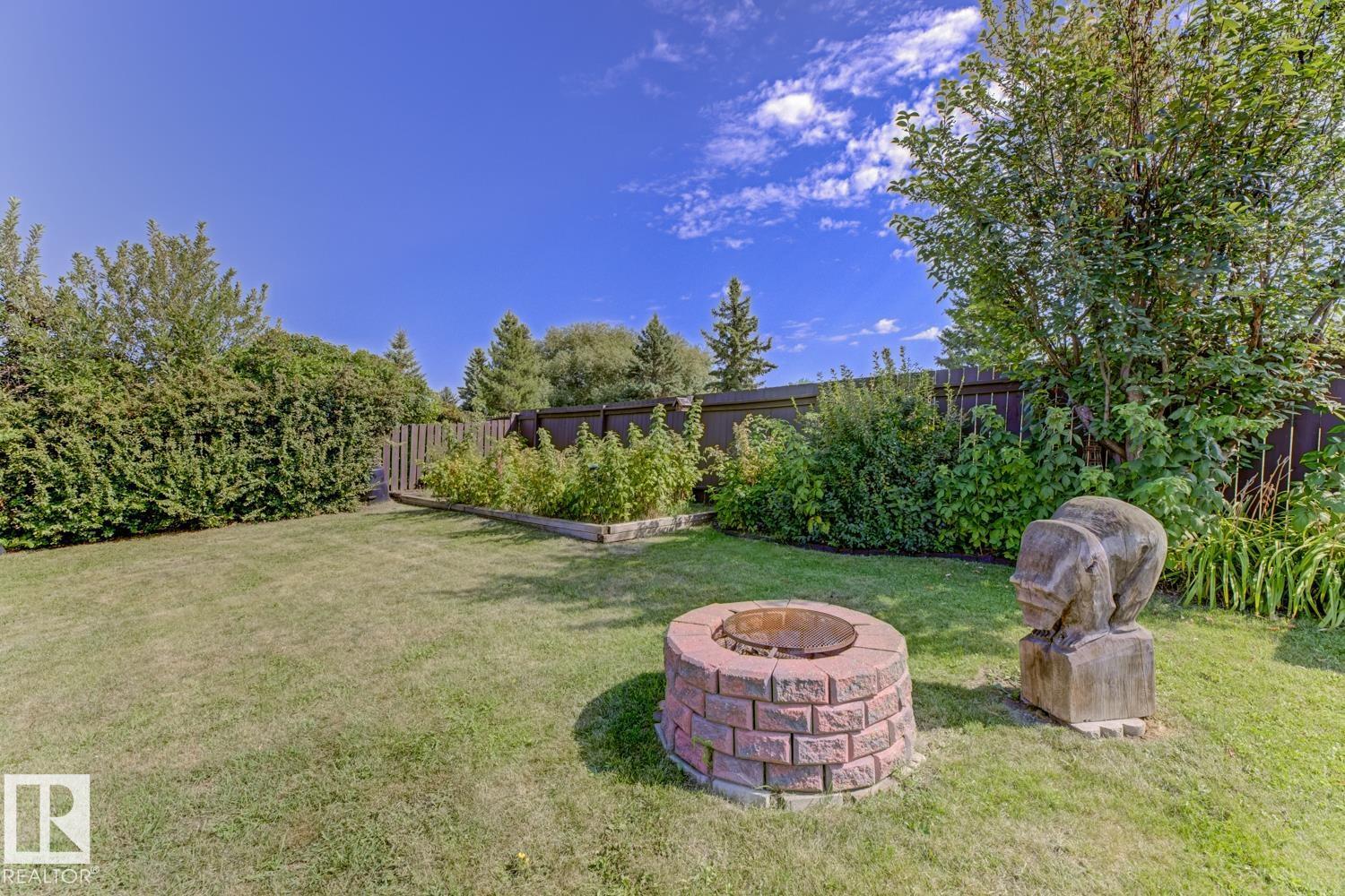 Photo 35 of 44 Attwood Dr, St Albert AB