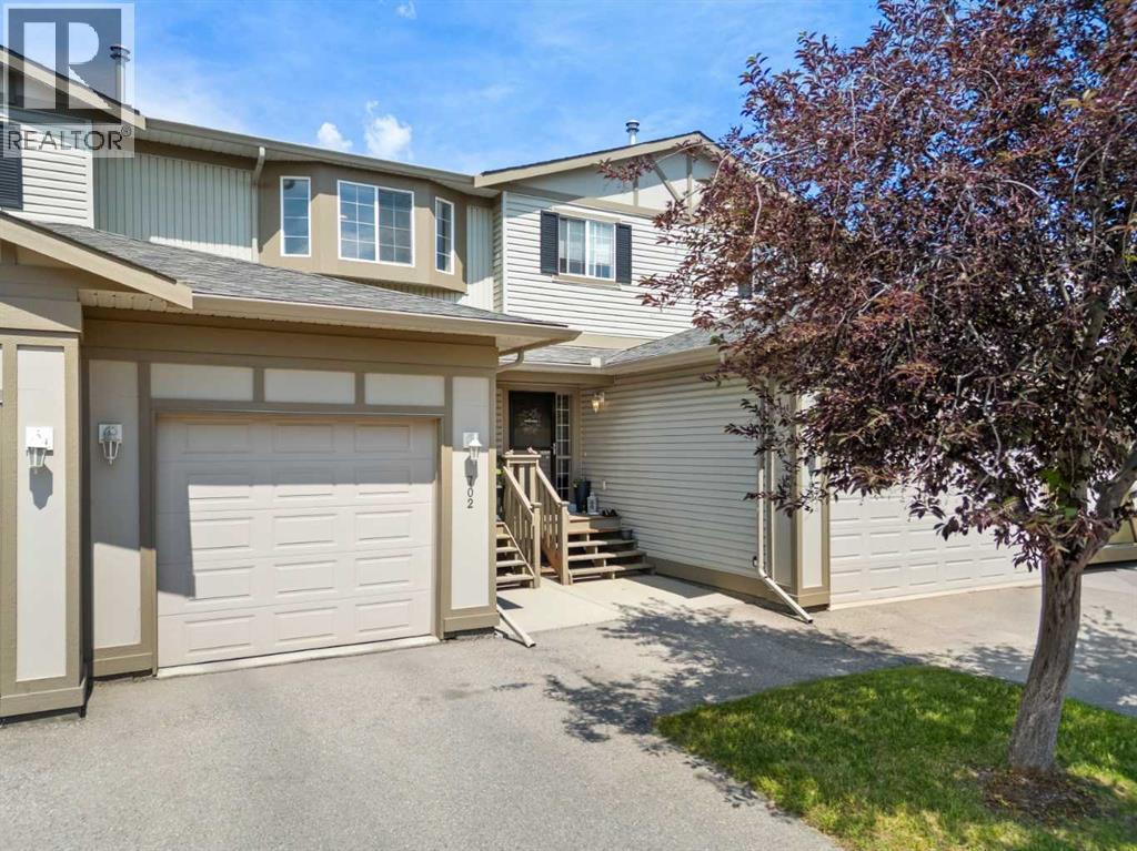 Photo 3 of 702 720 Willowbrook Road Nw, Airdrie AB
