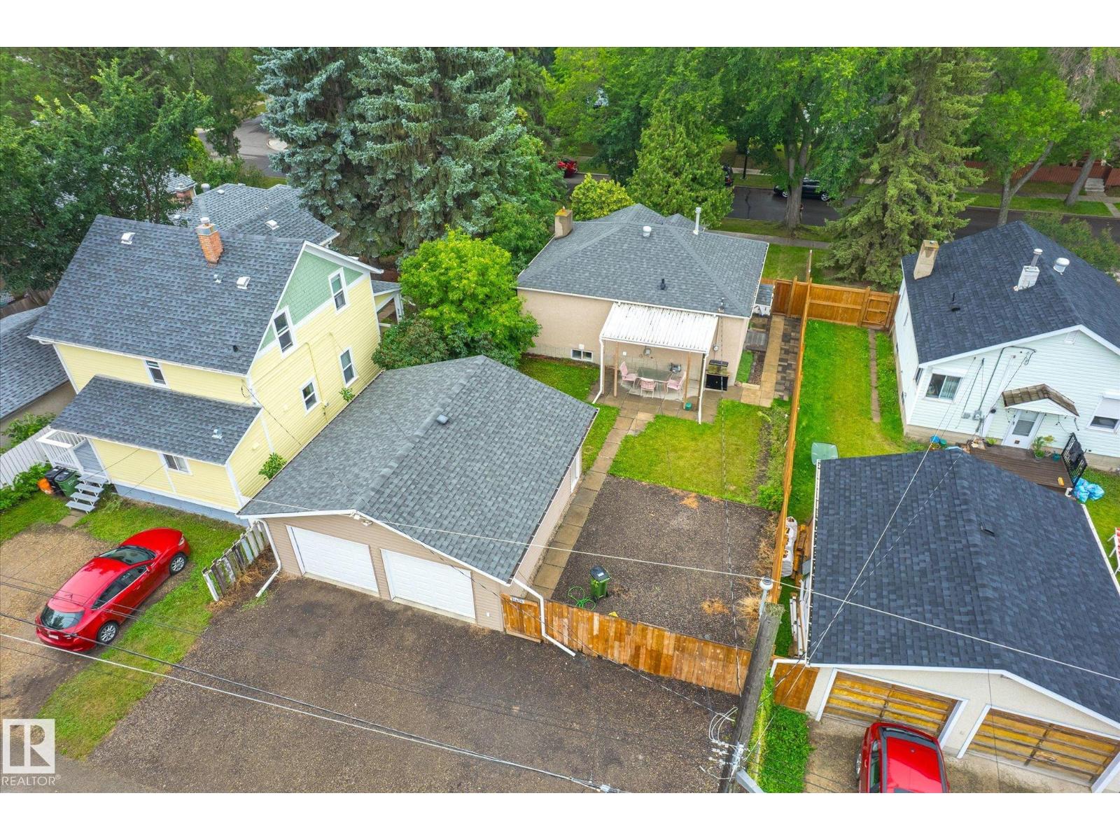 Photo 38 of 11615 71 St Nw, Edmonton AB