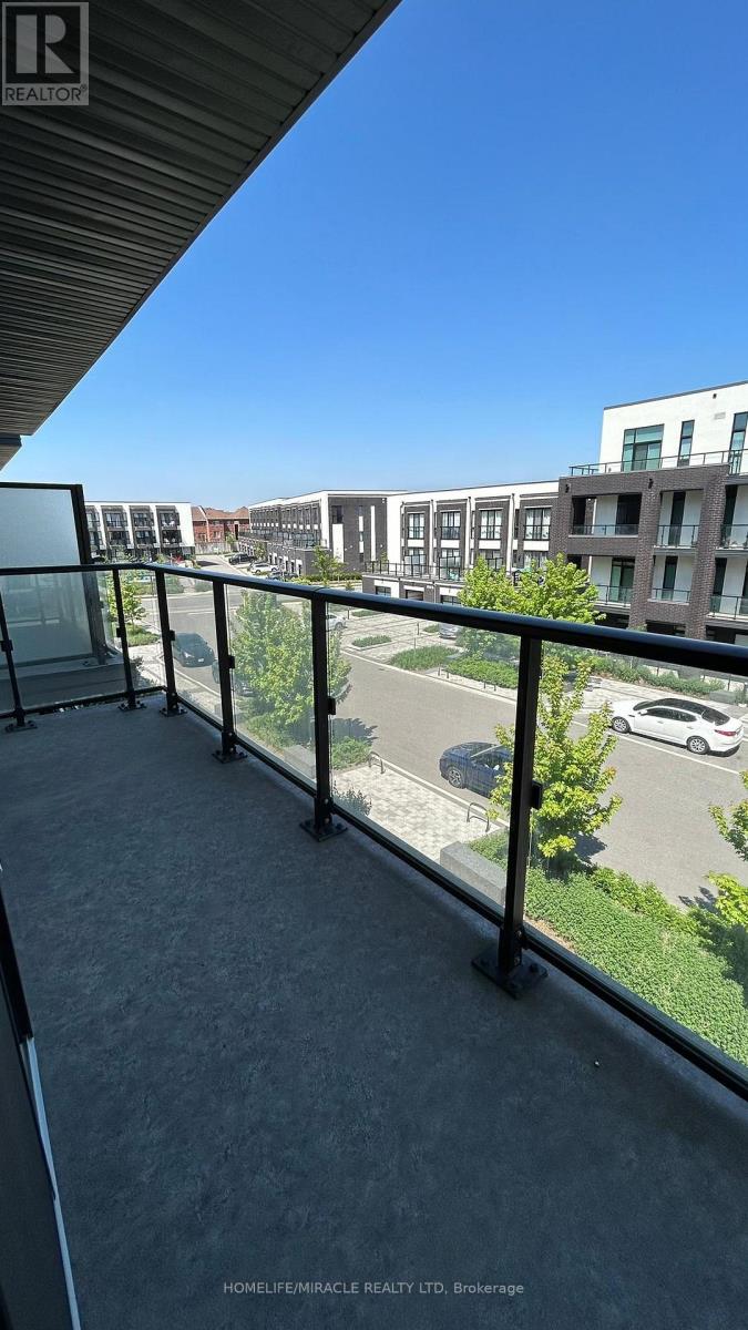Photo 17 of 303 1 Climo Lane, Markham ON