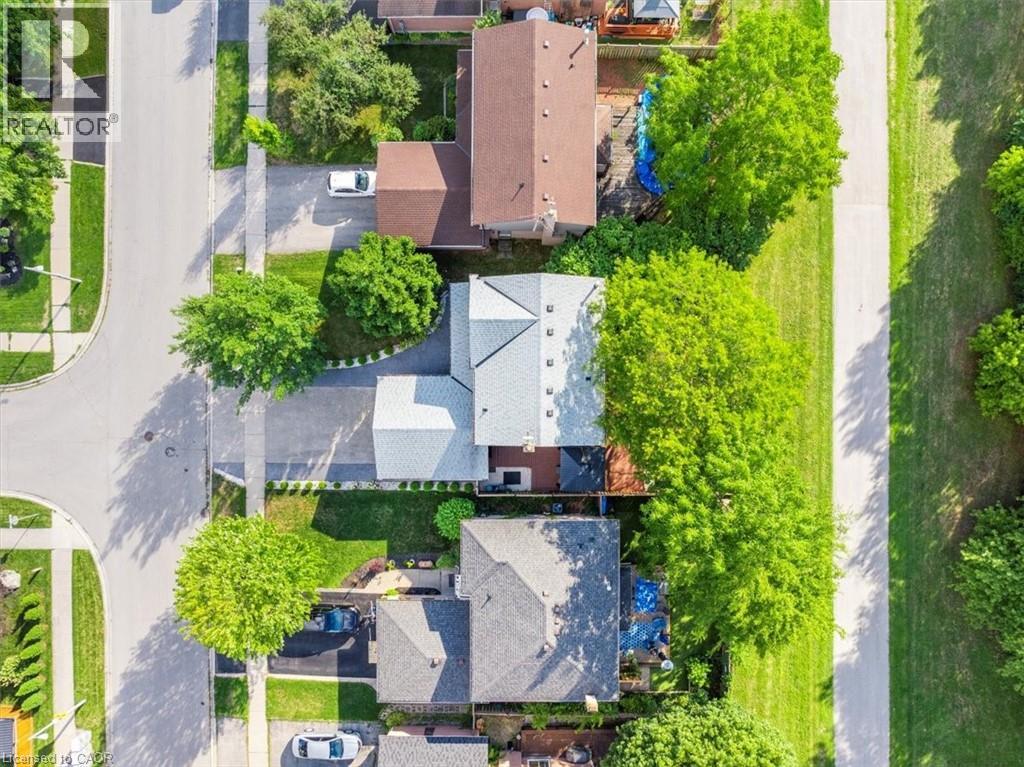 Photo 45 of 301 Odonoghue Avenue, Oakville ON