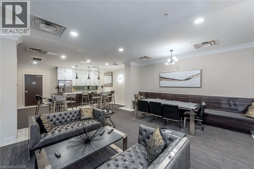 Photo 8 of 112 King Street E Unit 705, Hamilton ON
