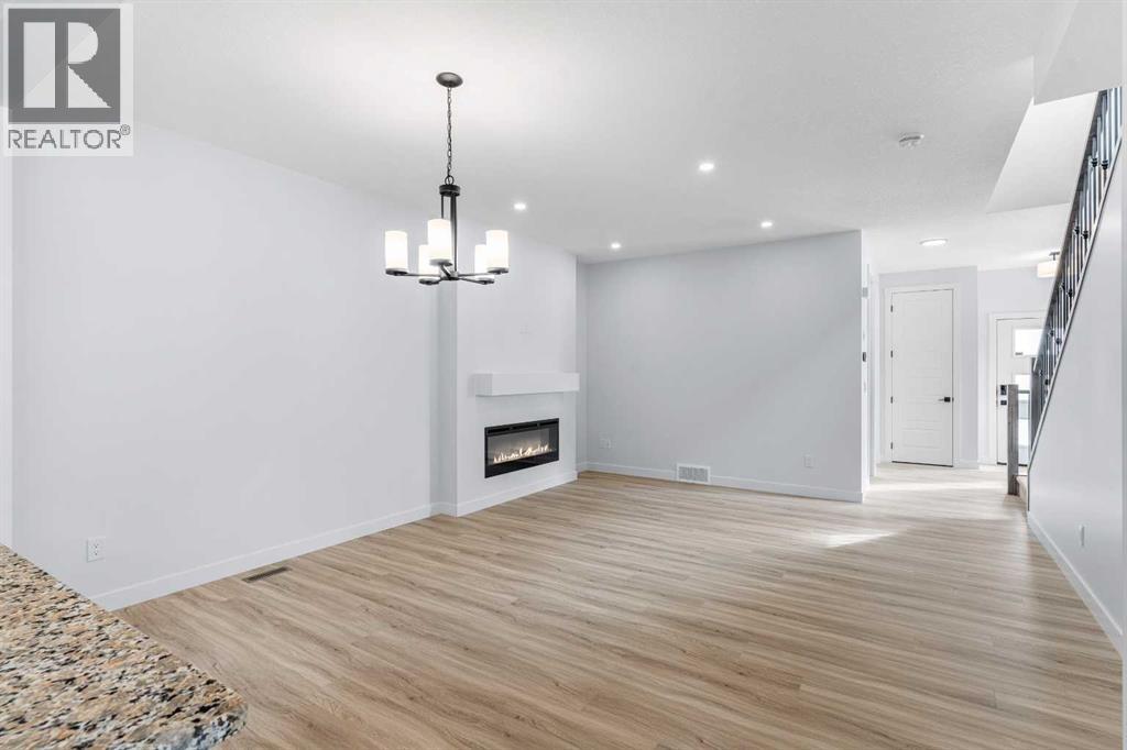 Photo 8 of 617 Baywater Manor Sw, Airdrie AB