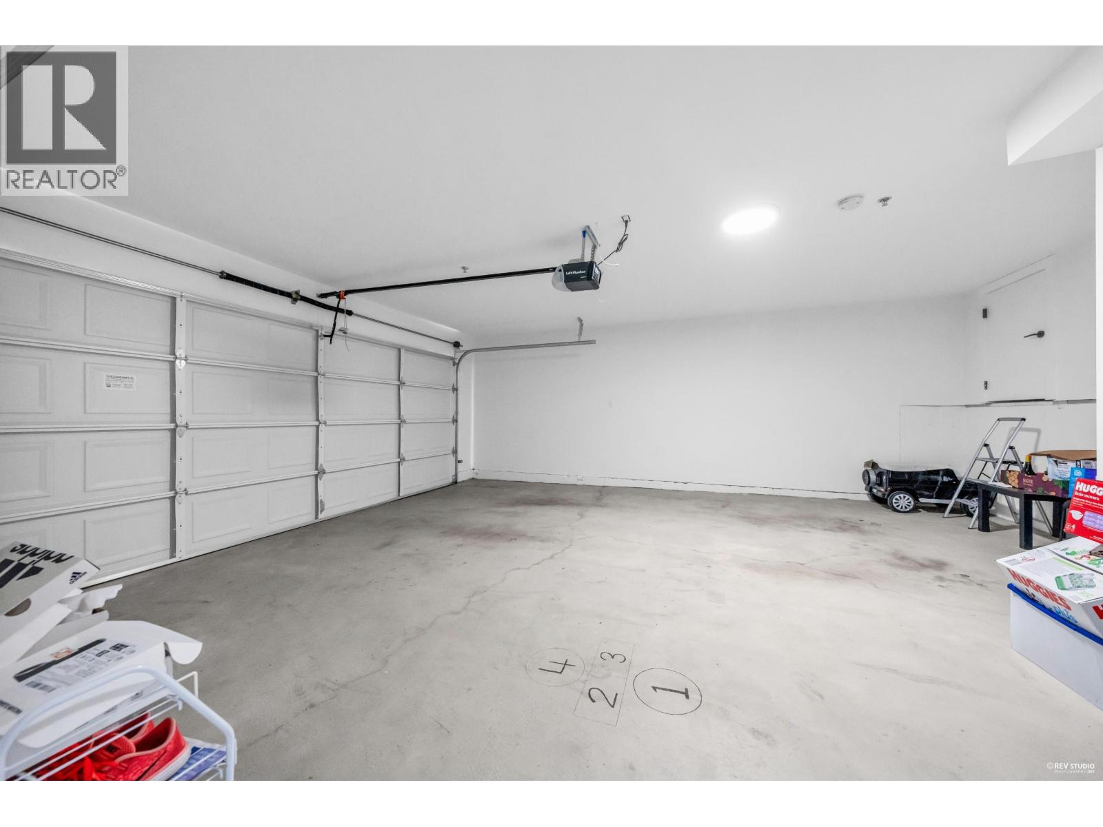 Photo 24 of 30 769 Ota Avenue, New Westminster BC