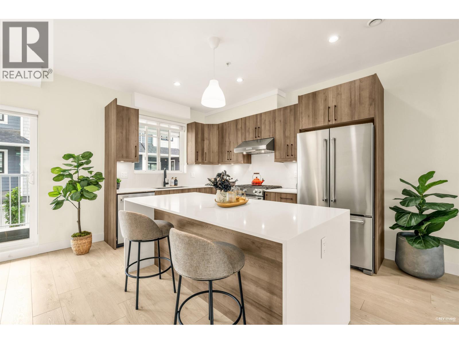 Photo 18 of 30 769 Ota Avenue, New Westminster BC