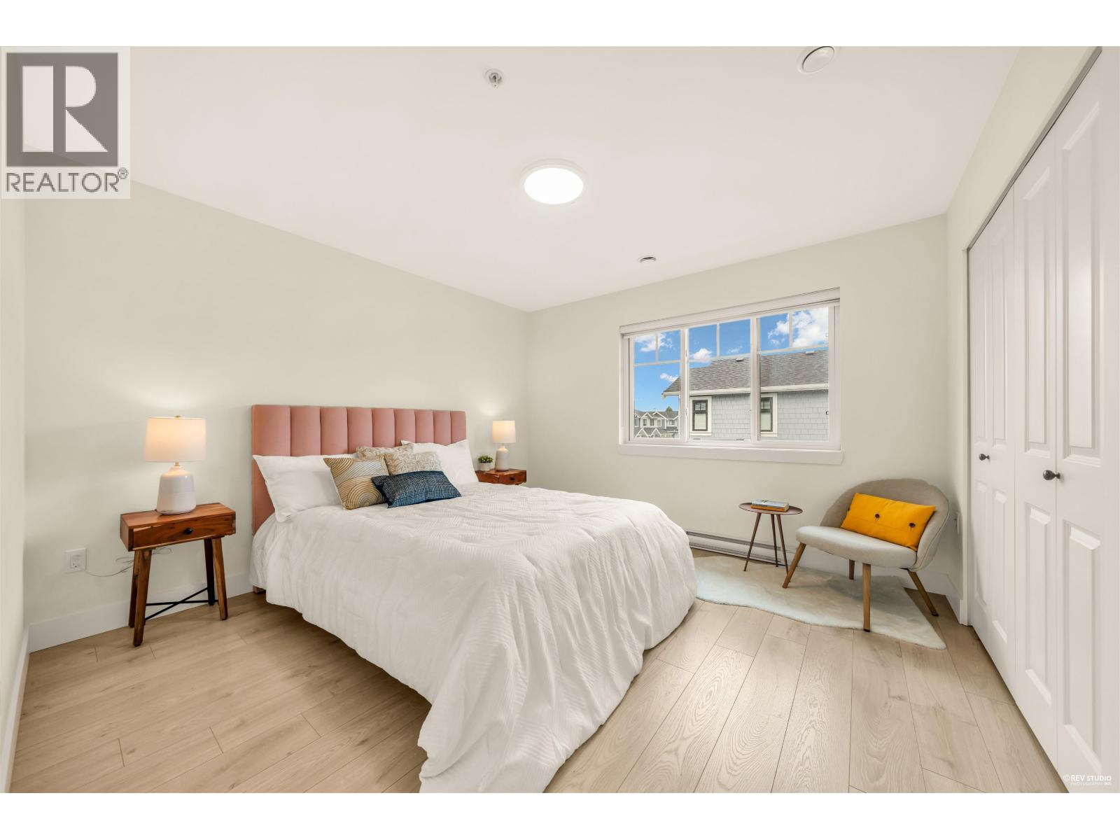 Photo 6 of 30 769 Ota Avenue, New Westminster BC