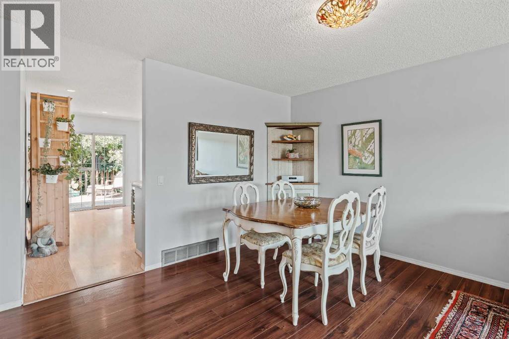 Photo 10 of 20 Hunters Gate, Okotoks AB
