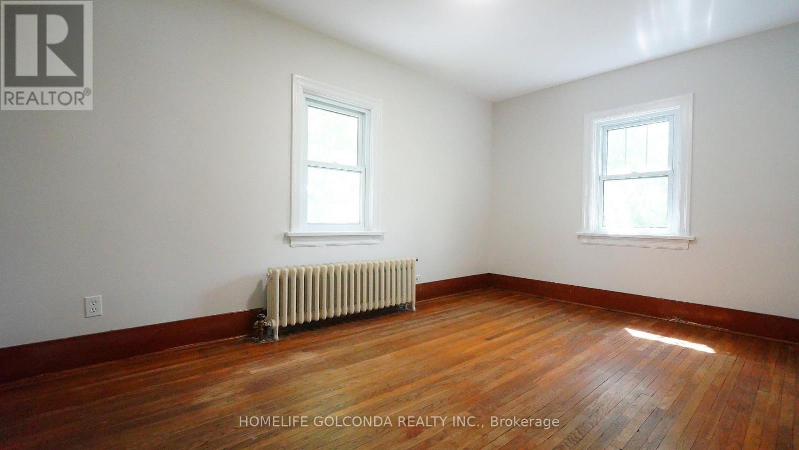 Photo 14 of 5836 Highland Avenue, Niagara Falls ON