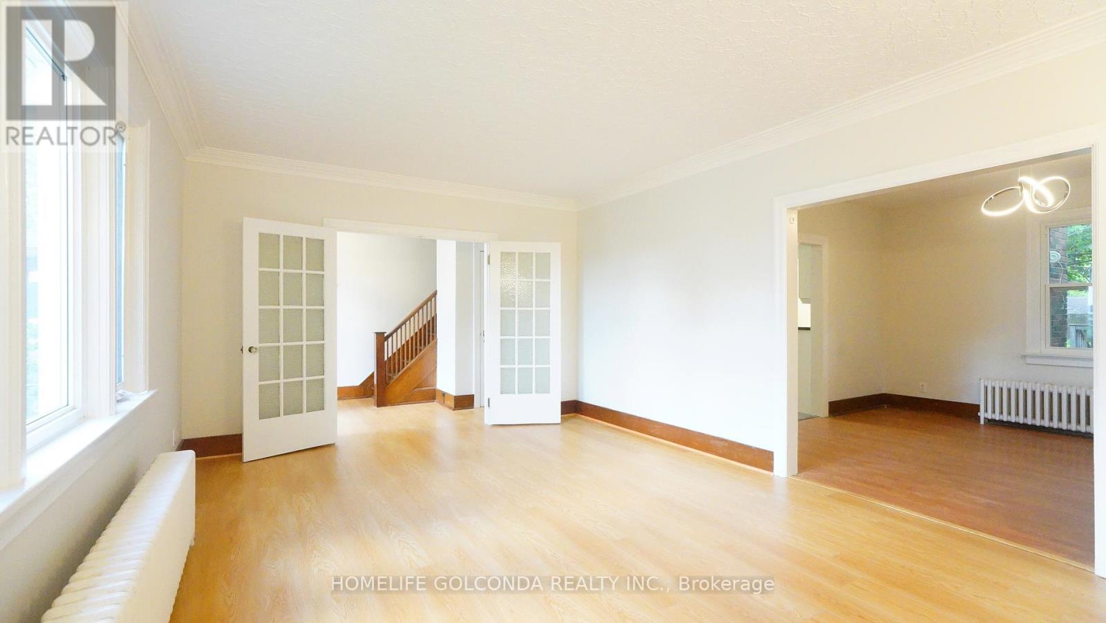 Photo 10 of 5836 Highland Avenue, Niagara Falls ON