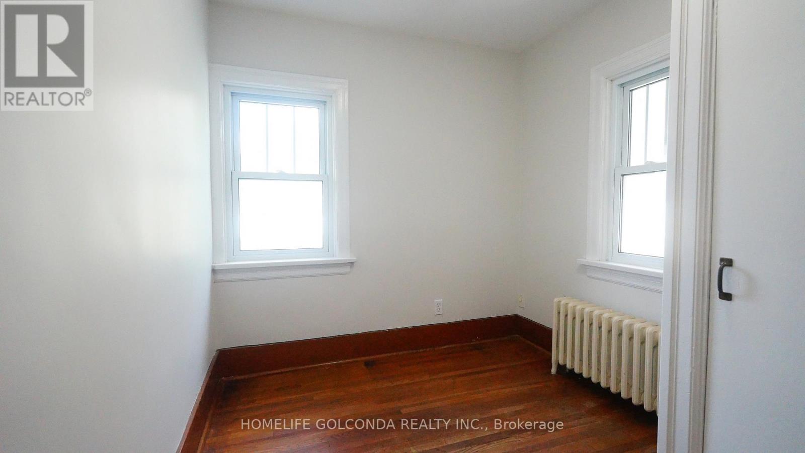 Photo 18 of 5836 Highland Avenue, Niagara Falls ON