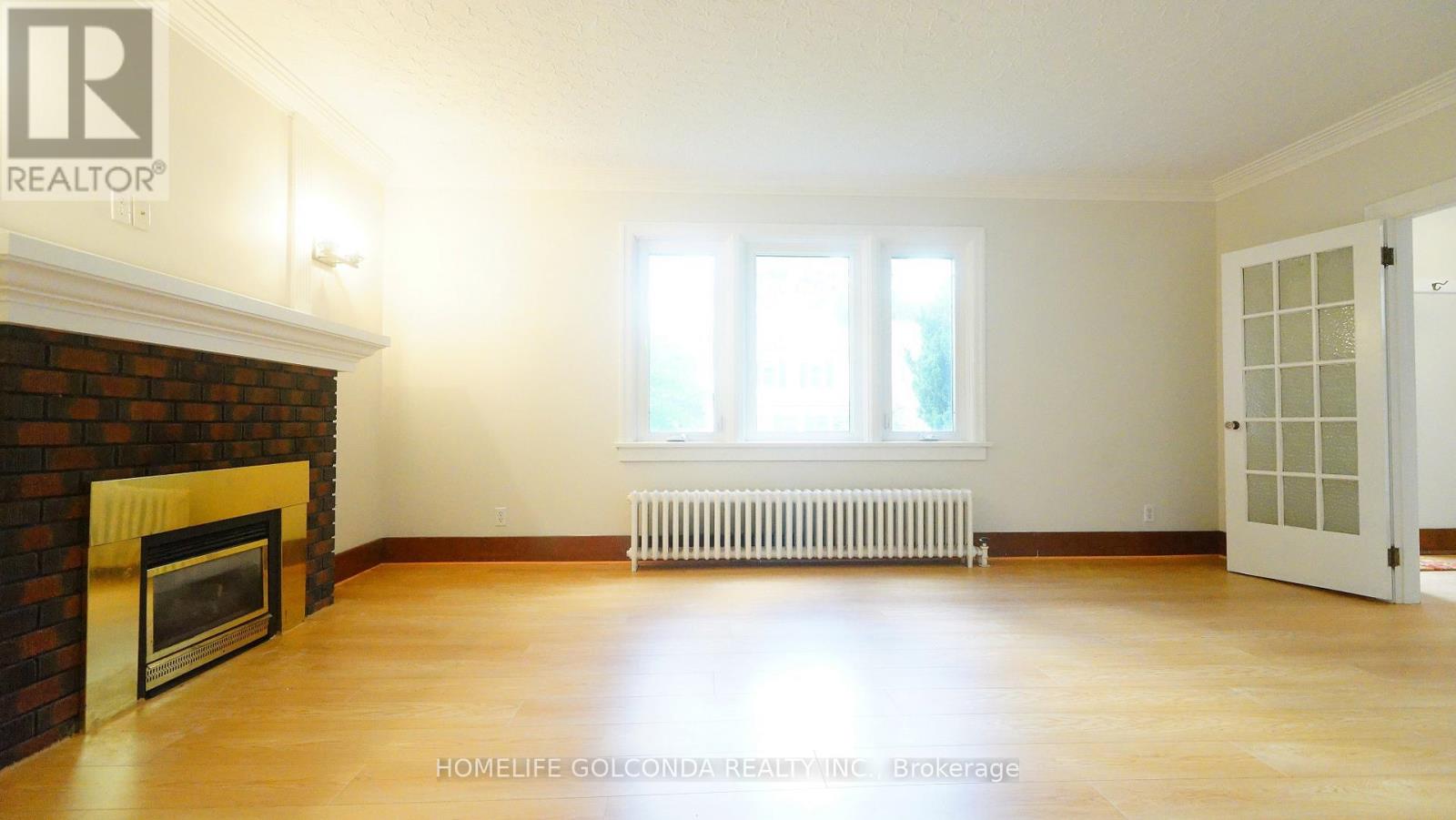 Photo 7 of 5836 Highland Avenue, Niagara Falls ON