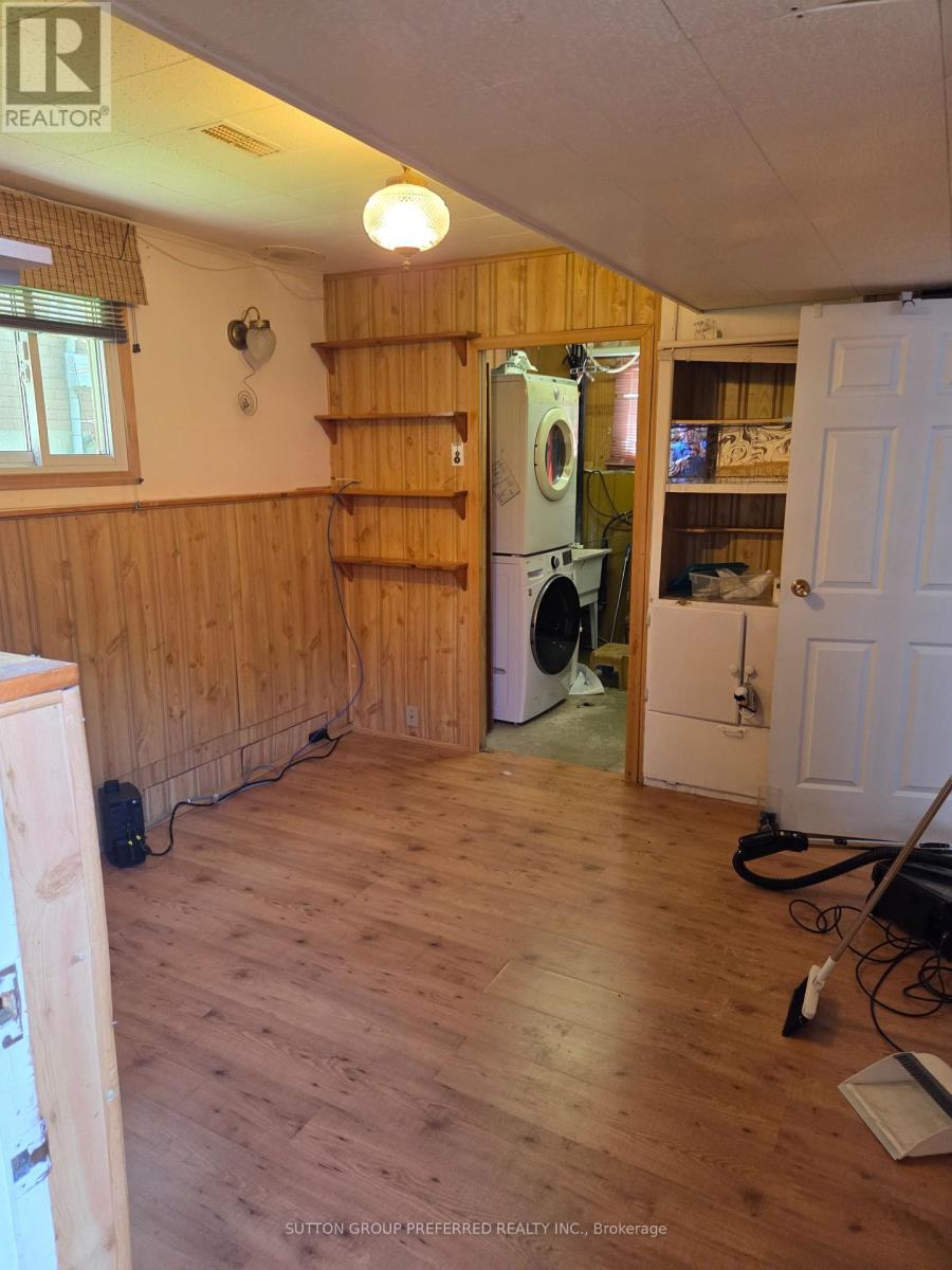 Photo 10 of 1093 Cree Avenue, Woodstock ON