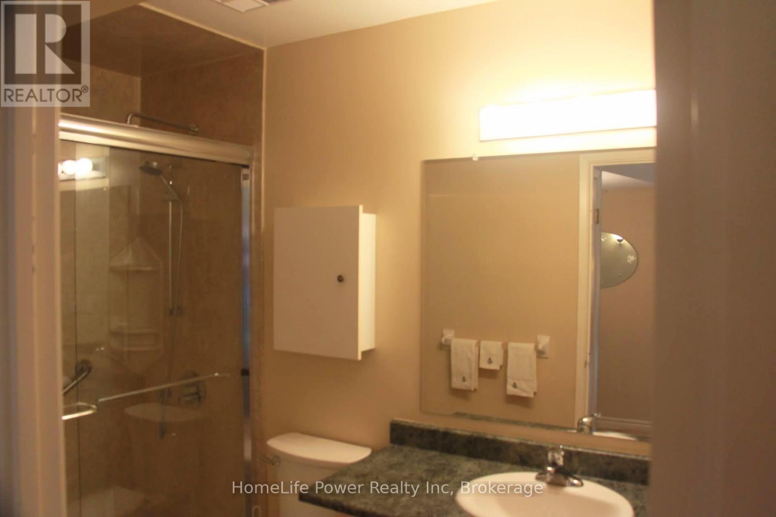 Photo 8 of 208 20 St George Street, Kitchener ON