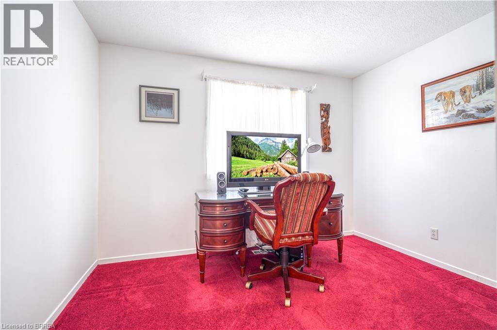 Photo 21 of 57 Ashgrove Avenue, Brantford ON