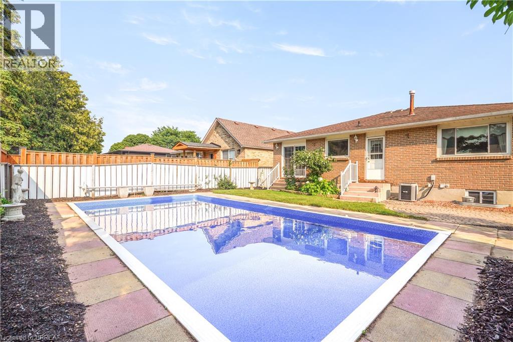 Photo 41 of 57 Ashgrove Avenue, Brantford ON