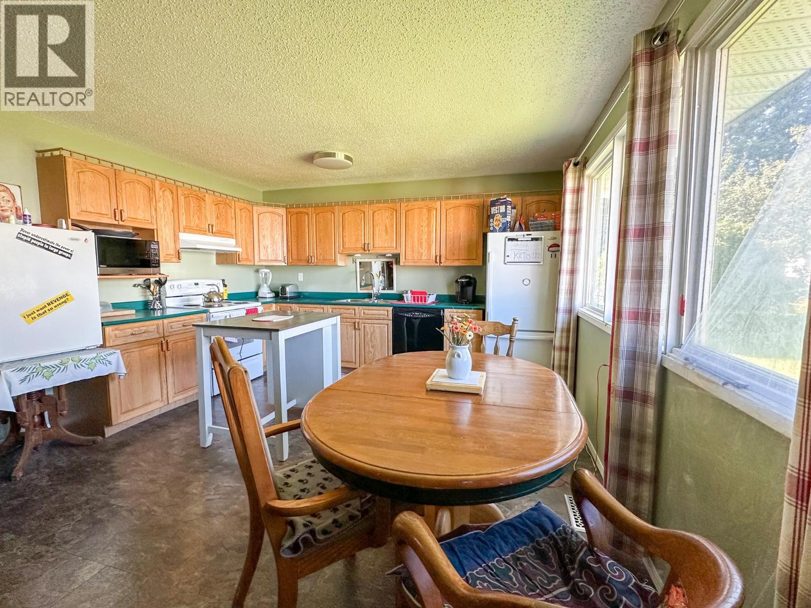 7 SCOVIL PLACE, Mackenzie