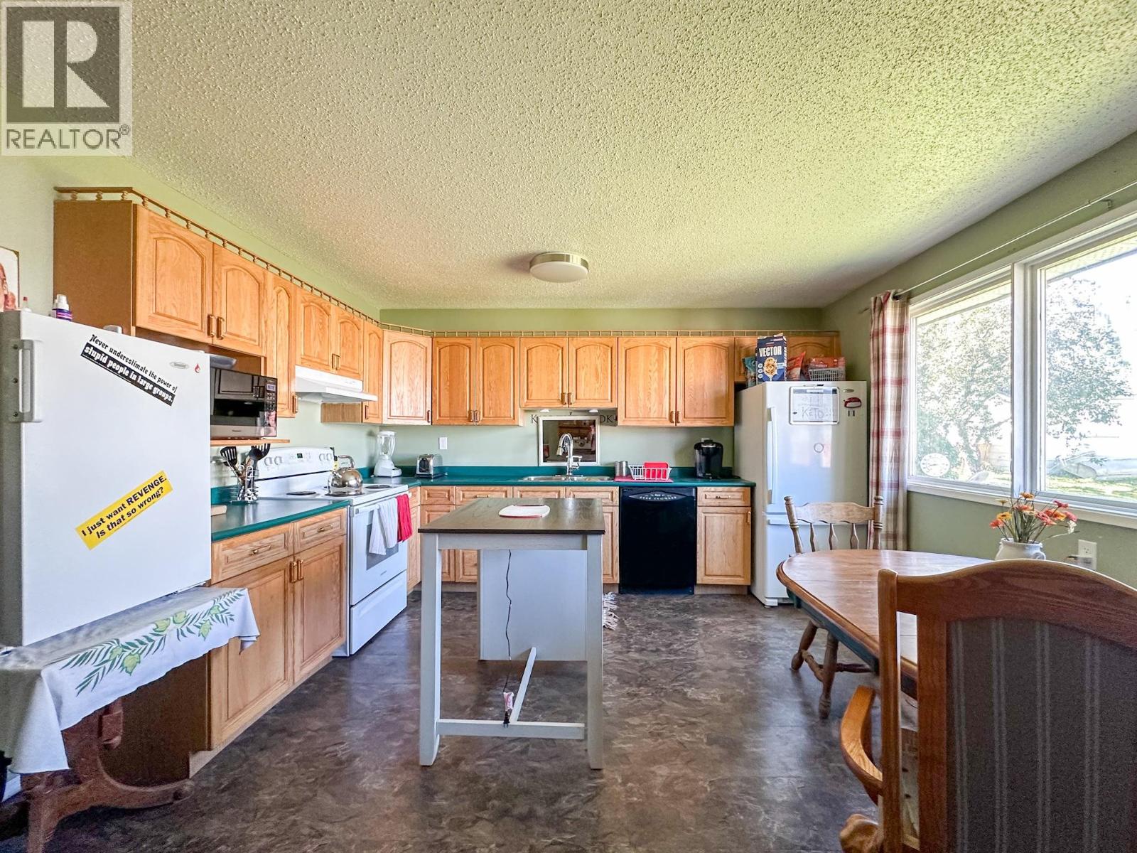 7 SCOVIL PLACE, Mackenzie