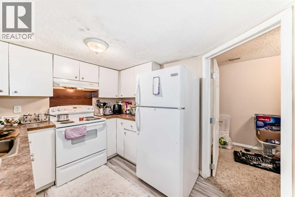 Single Family House for Sale in  Saddlebrook Way NE Saddle Ridge Calgary 